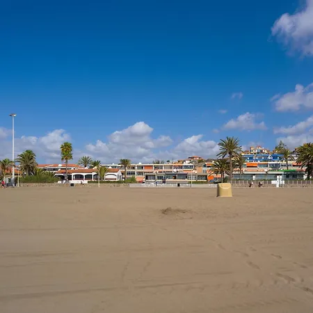 Beachside In Palmas Semesterbostad