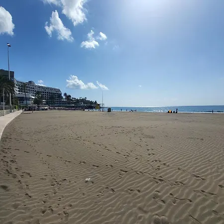 Beachside In Palmas Semesterbostad